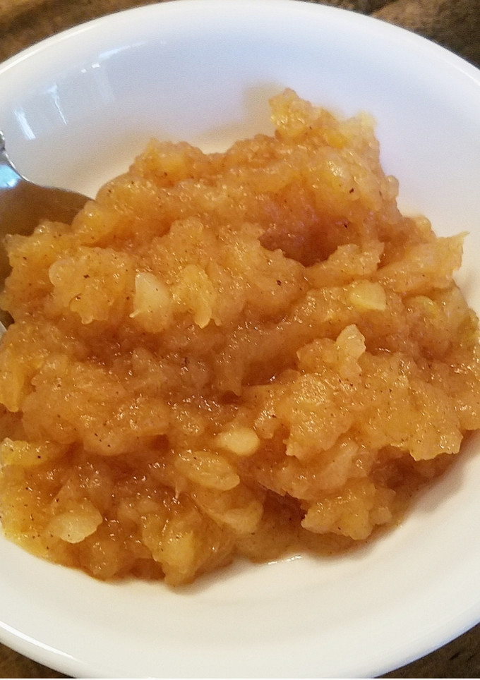 A picture of Homemade Applesauce.