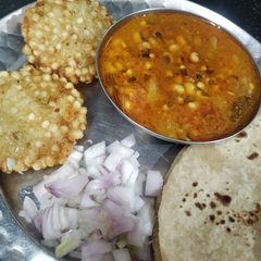 A picture of Lobia beans recipe in tomato gravy.