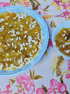 कद्दू का हलवा (Kaddu ka halwa recipe in hindi) रेसिपी मुख्य फोटो