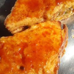A picture of Bread pakoda.