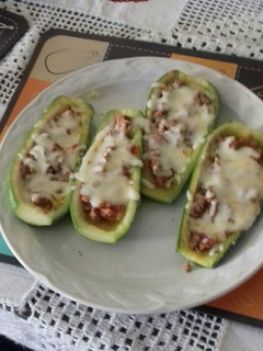A picture of Stuffed Zucchini with Meat and Mozzarella.