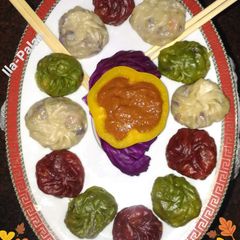 A picture of Veg Colorful Momos.