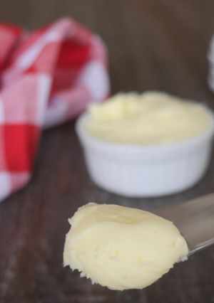 A picture of Marvelous Butter.