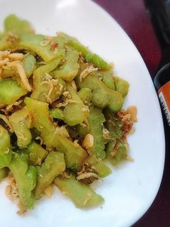 吻仔魚醬炒苦瓜 的食譜成品照片