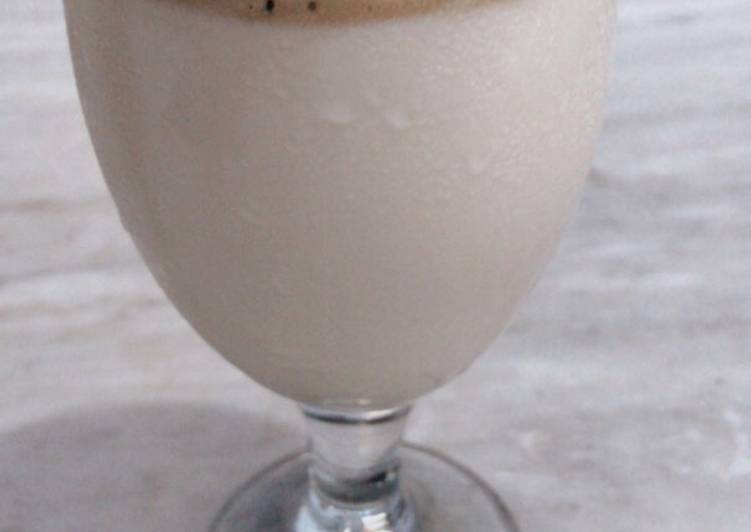 Dalgona Coffee