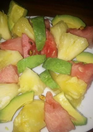 A picture of Fruit platter.