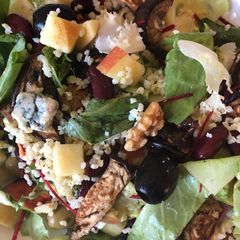 A picture of Blues Salad.