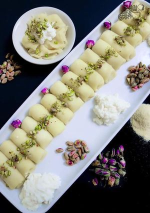 A picture of Sweet_cheese_rolls.