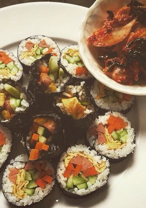 Hình của món Cơm cuộn Hàn Quốc (KimBab).