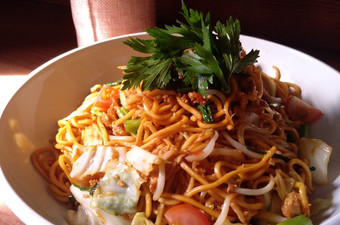 Langkah Mudah untuk Menyiapkan Mie Goreng Telur Juara Untuk Pemula