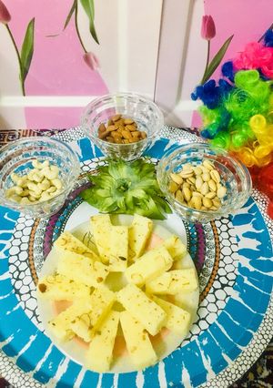 A picture of Khoya Khopra Barfi.