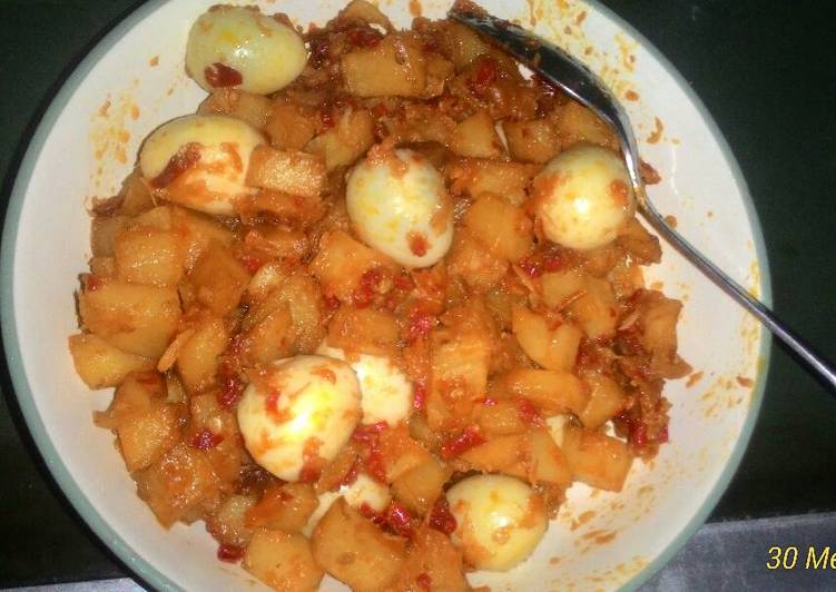 Kentang balado feat telur puyuh