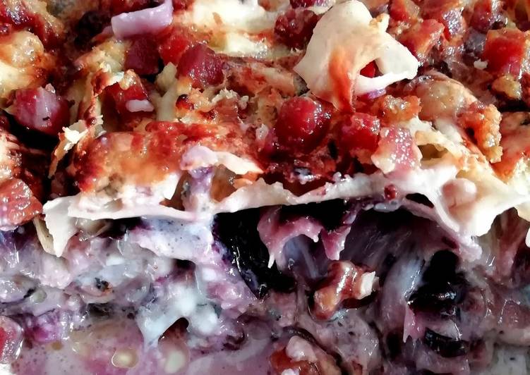 Pasticcio con radicchio, noci e gorgonzola