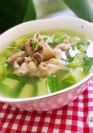 Hình của món Canh dưa leo hầm sụn.