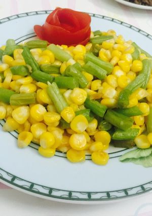Hình của món Bắp vàng đậu xanh.