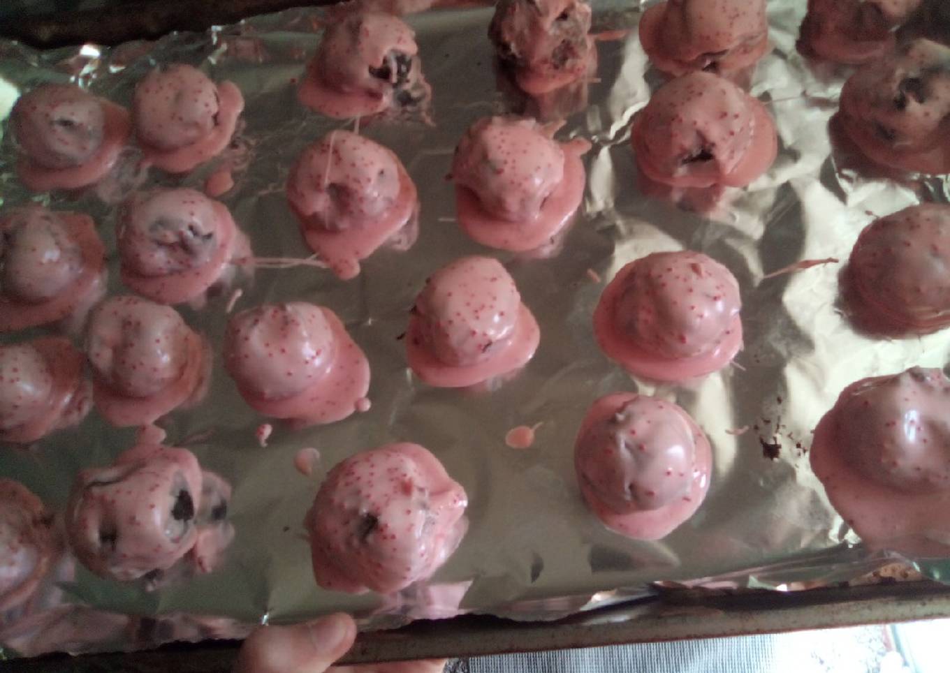 Candycane oreo balls