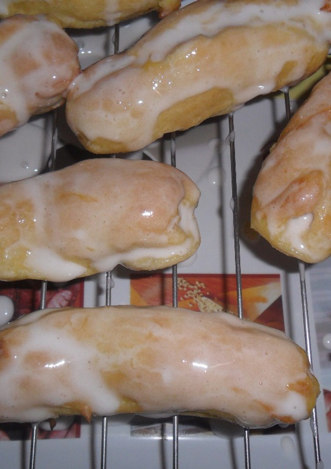Una foto de Petisú relleno de crema