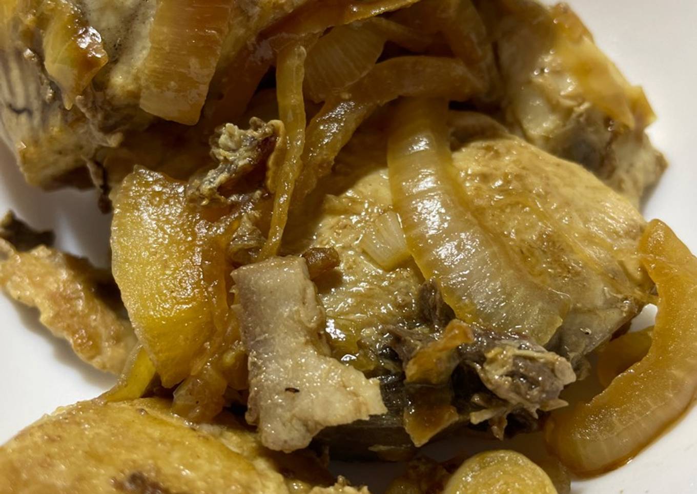Atún encebollado. Olla GM