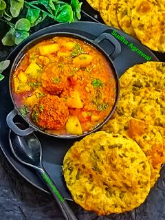 मेथी पूरी, आलू बरी की सब्जी (Methi Poori, Aloo Badi ki Sabzi) रेसिपी मुख्य फोटो