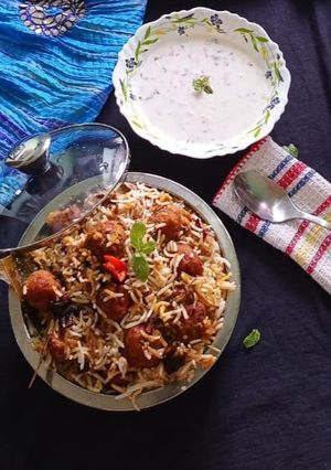 চিকেন কোফ্তা বিরিয়ানি (chicken kofta biryani recipe in bengali) রেসিপির প্রধান ছবি