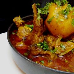 Aloo Mutton Masala / Spicy Curried Mutton Masala A picture of Aloo Mutton Masala / Spicy Curried Mutton Masala.