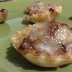 A picture of Mushroom Marscapone Phyllo Bites.