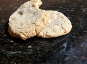 A picture of strawberry cookies