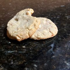 A picture of Strawberry cheesecake cookie.