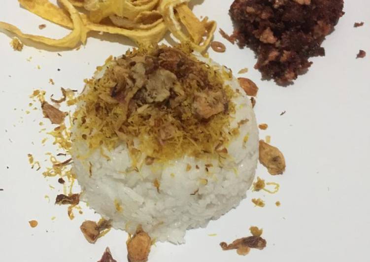9 Resep: Coconut Rice (nasi uduk) Kekinian