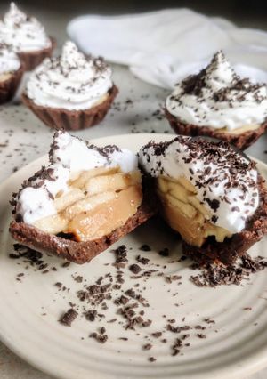 A picture of Mini Banoffee Pie.