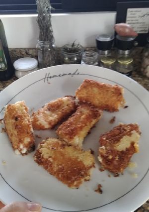 Una foto de Kushiages de mozzarella