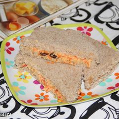 A picture of Healthy Apple and Carrot Sandwich.