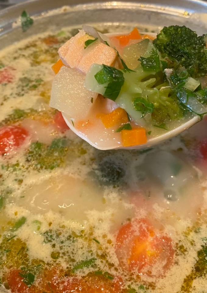 Вершковий суп з червоною рибою🥘