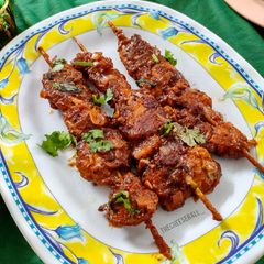 A picture of DD Chicken Satay.