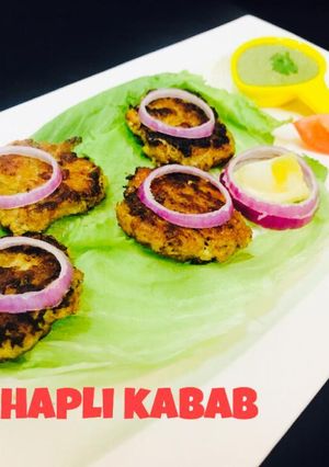 A picture of Pakistani Chapli kabab.
