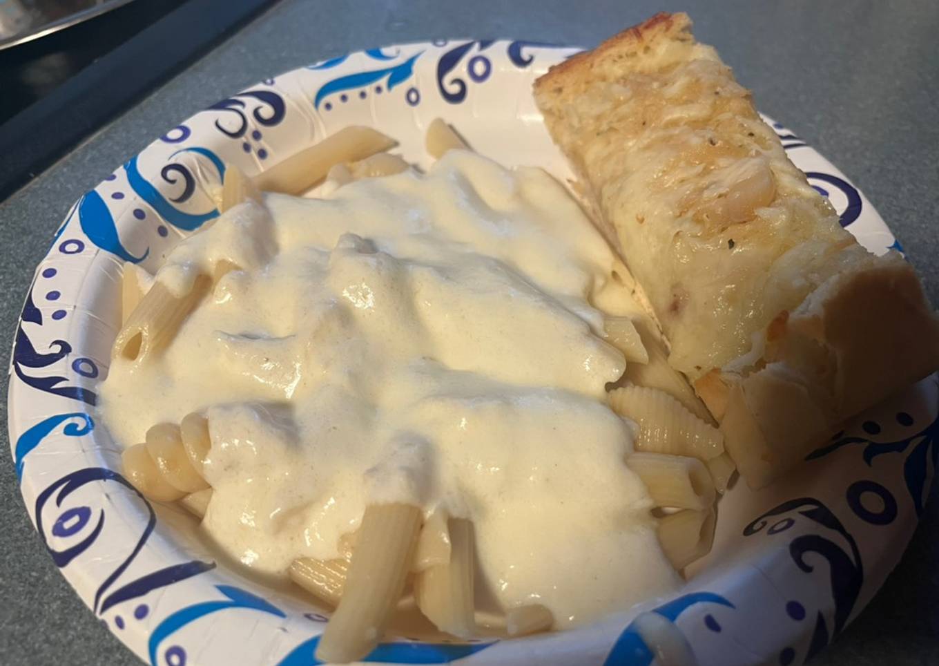 Homemade “Olive Garden” Alfredo sauce