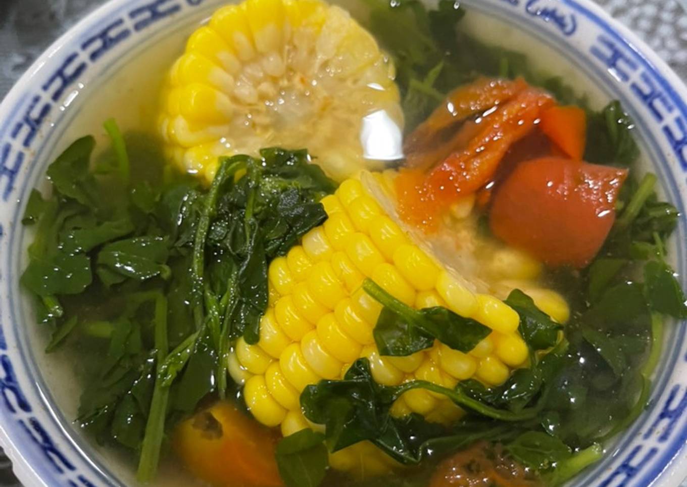 Sop selada air segeerr…