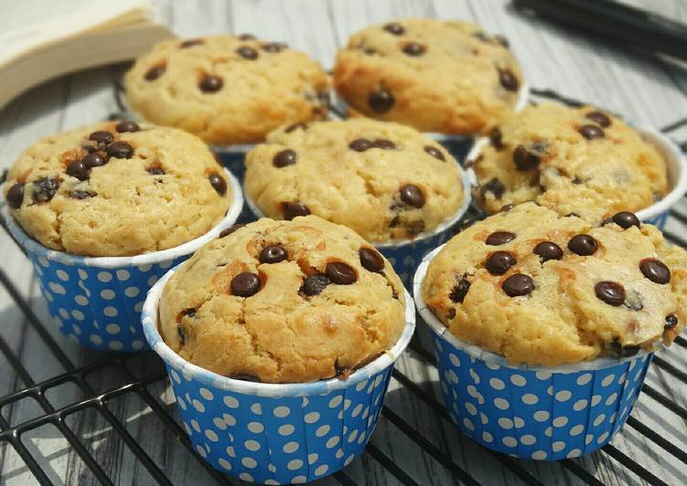 Cara Gampang Menyiapkan Vanilla Choco Chip Muffin Simple yang Lezat