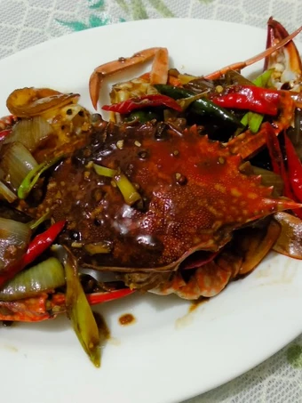 Langkah Mudah untuk Membikin Resep Kepiting saus lada hitam yang Lezat Sekali Anti Ribet, Bisa Manjain Lidah