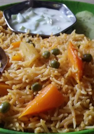 தலைப்பு : வெஜிடபிள் பிரியாணி(veg biryani recipe in tamil) செய்முறை முக்கிய புகைப்படம்