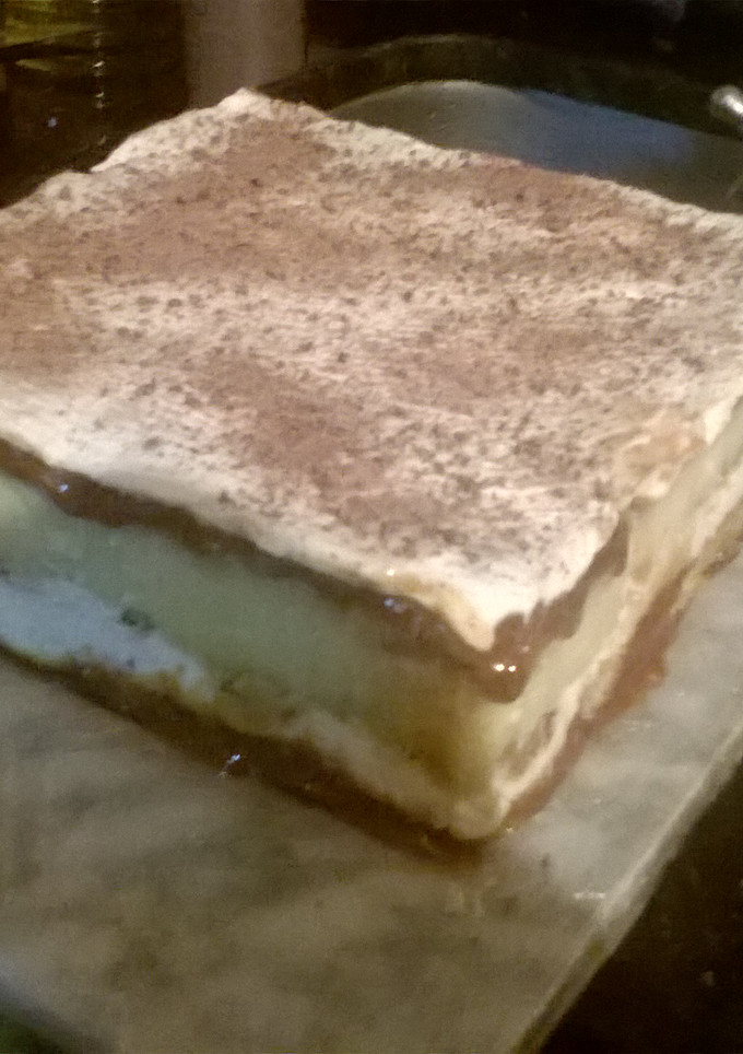 Una foto de Sopa inglesa con dulce de leche