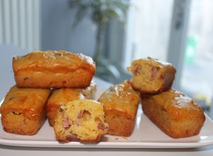 Une photo de Minis cake salés « Cheddar-Bacon »