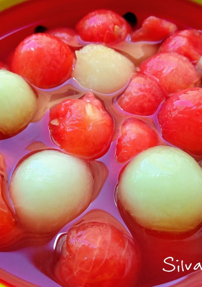Una foto de 69.🍉Bolitas a la sidra de sandía y melón🍾