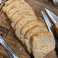 A picture of Honey Oat Loaf.