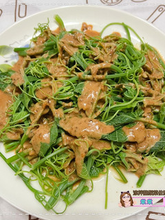 涼拌龍鬚菜佐堅果淋醬 的食譜成品照片