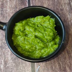 A picture of Spicy Green chutney.