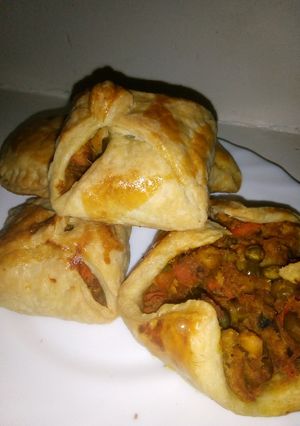 A picture of Chicken pockets.