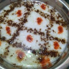 A picture of Bottle gourd raita.