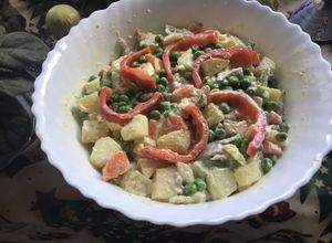 Una foto de Ensalada de gallina