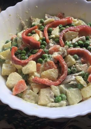 Una foto de Ensalada de gallina
